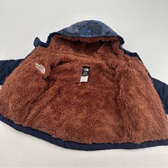 The North Face Reversible Bear Print Blue Hooded Winter Jacket 6-12 months - Picture 5 of 5